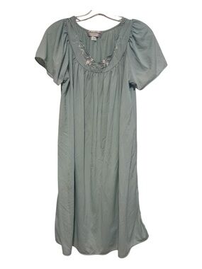 Vintage Miss Elaine Nightgown Sage Green Embroidered Yoke Sleep 1X